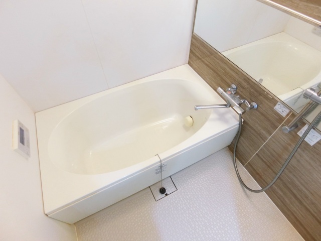 バス・シャワールーム　高温差し湯浴室乾燥機付バスルーム