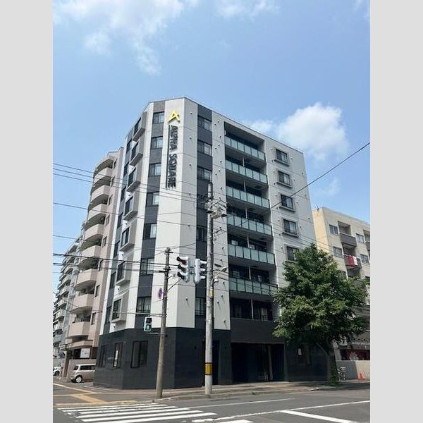地下鉄東西線 西１８丁目駅 徒歩2分 築3年