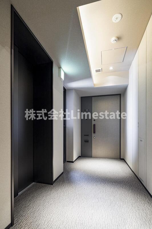 Prime Art白金台の玄関写真