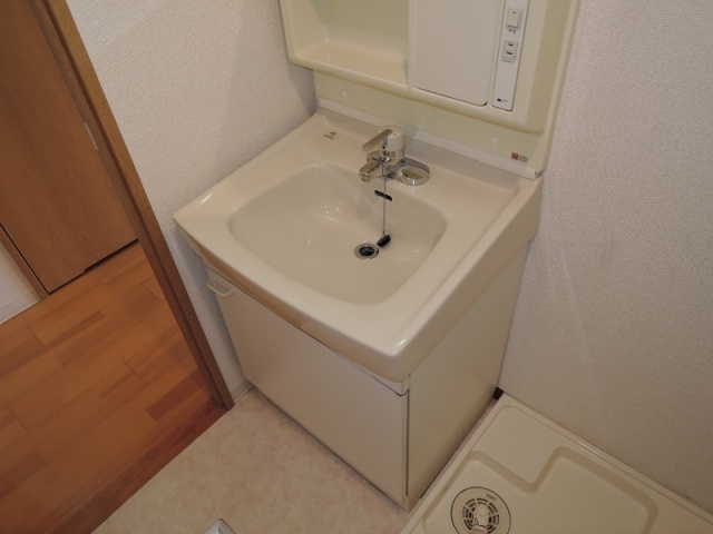 洗面設備　独立洗面化粧台付きでおすすめです！