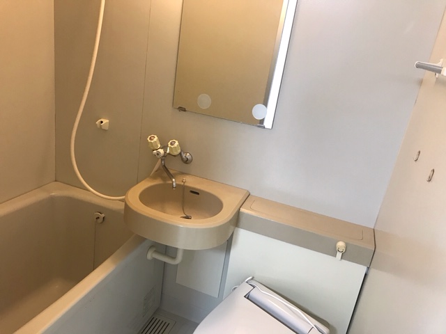 バス・シャワールーム　３点ユニット