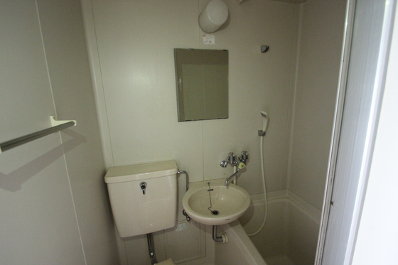 洗面設備　※別部屋の写真です