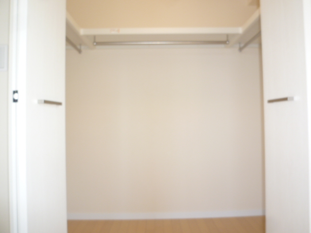 収納　ウォークインクローゼット