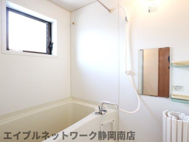 バス・シャワールーム　日々の暮らしに欠かせないお風呂です