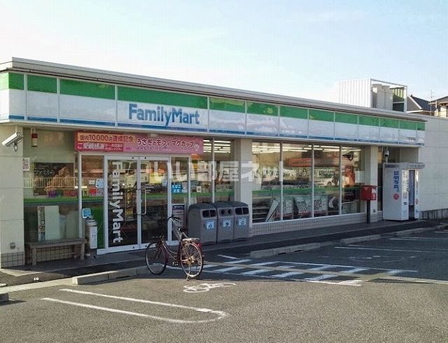 【天理市田町のアパートのコンビニ】