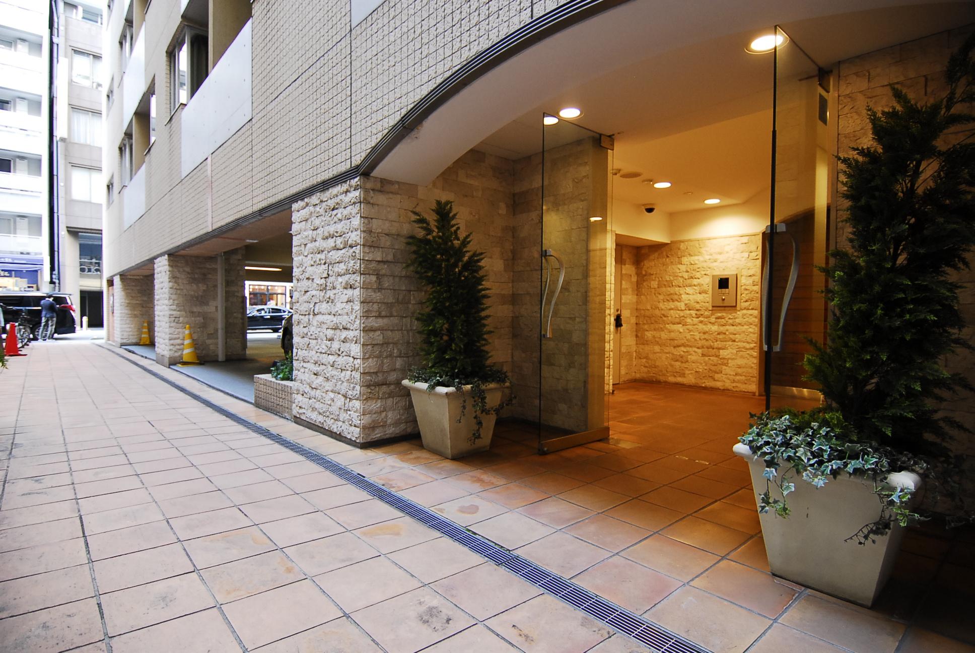 エントランス　エントランス