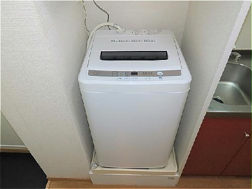 その他設備　洗濯機も付いています