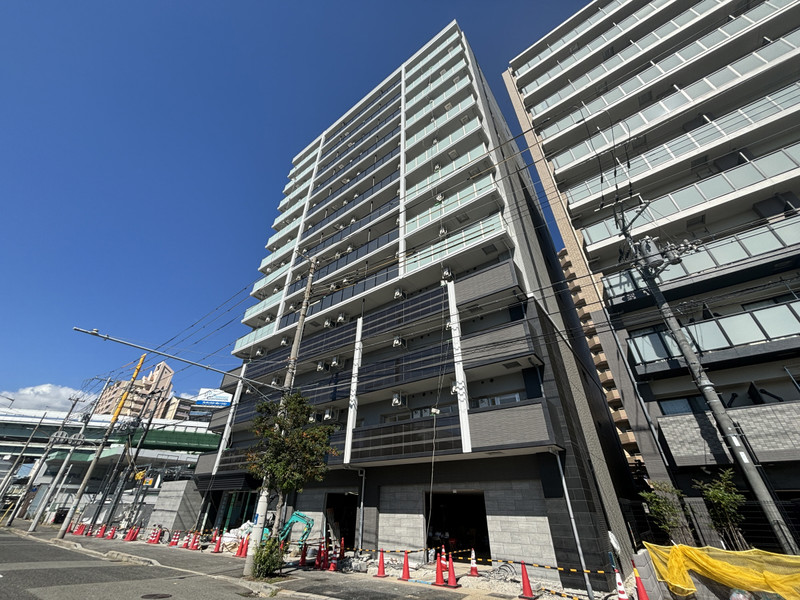 【エスリード神戸兵庫駅ミッドポートの建物外観】