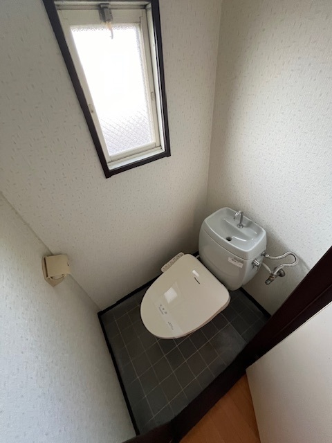 ブルースター1のトイレ写真