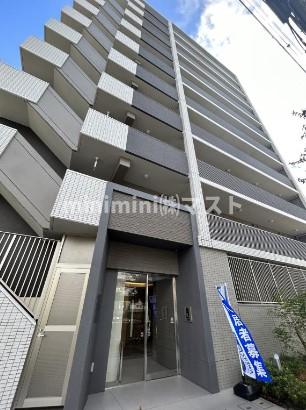 【M.R Residenceの建物外観】