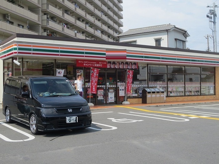 コンビニ　セブンイレブン守口梶町1丁目店（コンビニ）まで176m