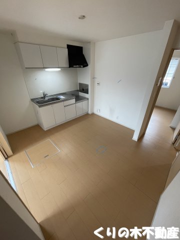 居室・リビング　こちらの居間で趣味の時間をお楽しみください