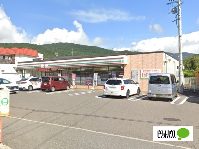コンビニ　セブンイレブン今井店（コンビニ）まで707m