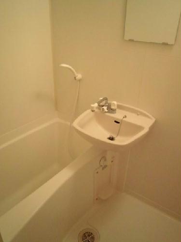 バス・シャワールーム　バス、トイレ別です。