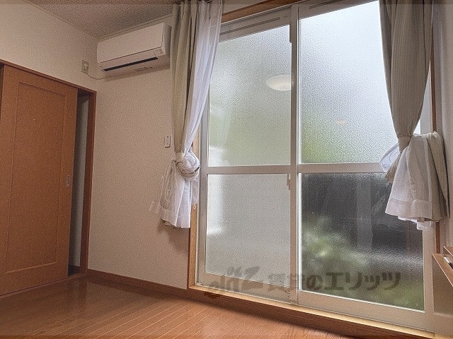 居室・リビング　洋室