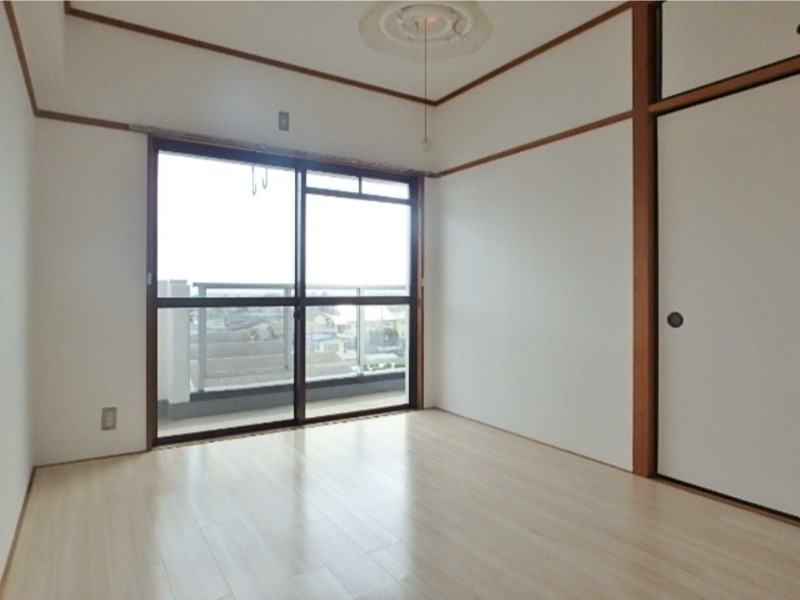 居室・リビング　図面と現状に相違がある場合には現状を優先