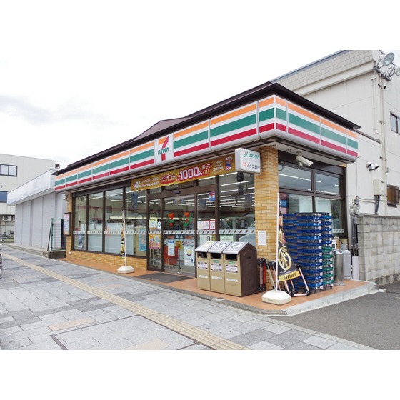 コンビニ　セブンイレブン広丘駅前店（コンビニ）まで446m