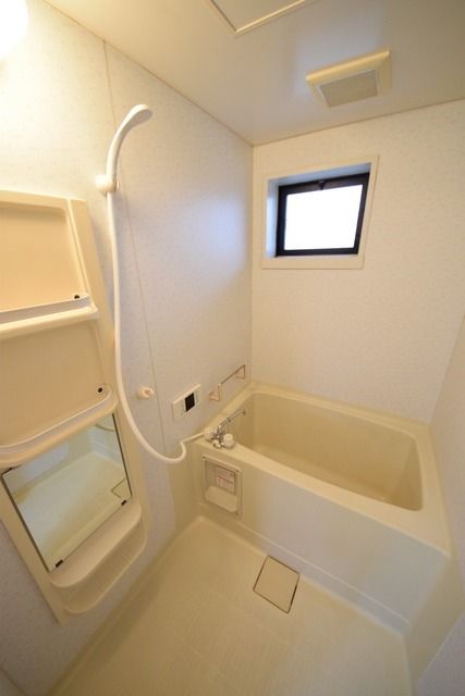 バス・シャワールーム　☆追い焚きバス☆