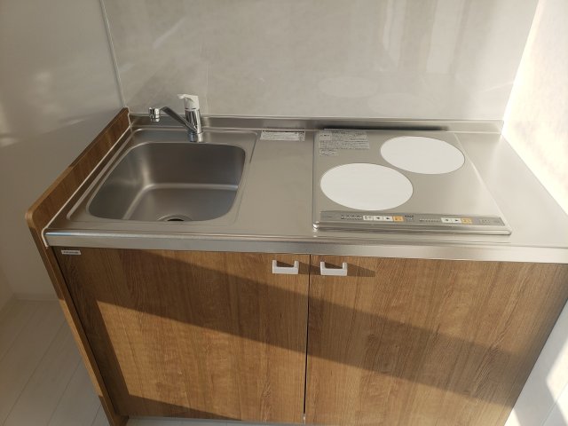 キッチン　コンパクトなキッチンで掃除もラクラク
