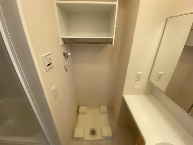 その他部屋・スペース　洗濯機置き場