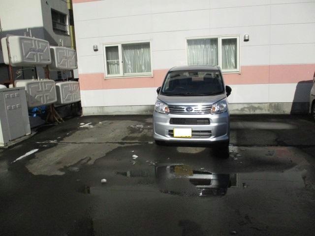 駐車場　駐車場