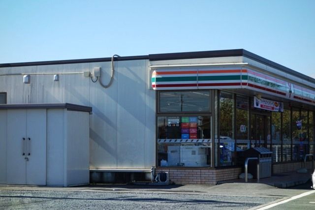 コンビニ　セブンイレブン浜松豊西店（コンビニ）まで994m