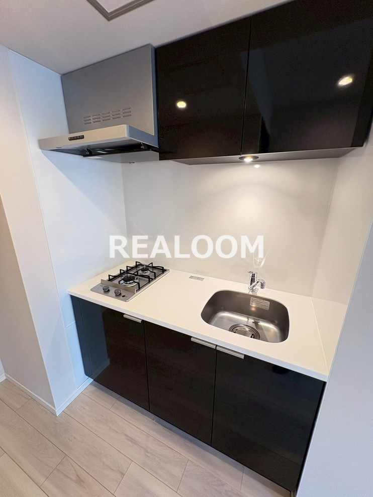 キッチン　写真と現況が異なる場合は現況優先となります。