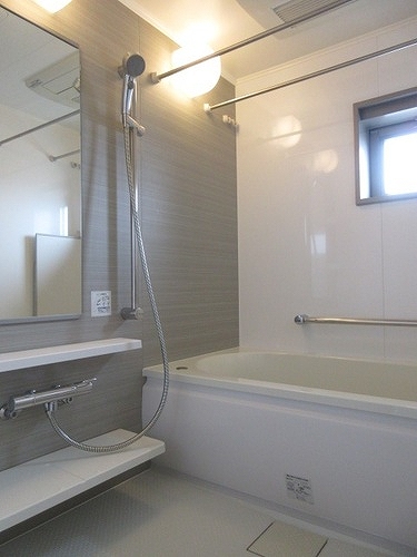 バス・シャワールーム　浴室　※前回募集時／２０２２年６月の写真