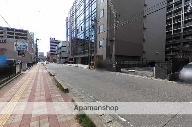 その他　前面道路（その他）まで0m