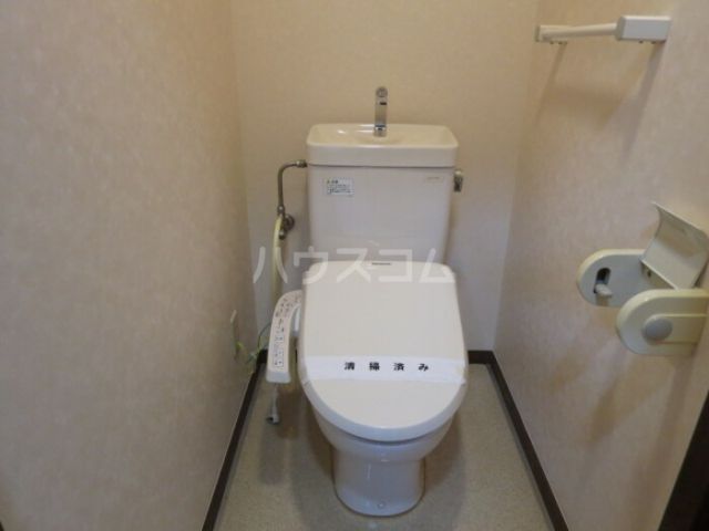 パインツリーコートのトイレ写真