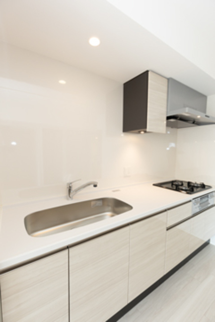 キッチン　お料理が捗るシステムキッチンです※写真は同タイプ住戸です。