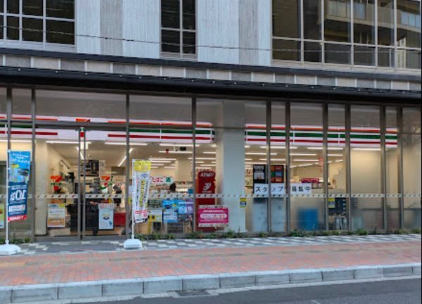 コンビニ　セブンイレブン真間銀座通り店（コンビニ）まで47m