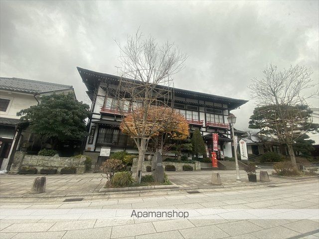 郵便局　善光寺郵便局（郵便局）まで1202m