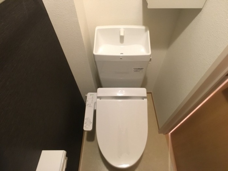 トイレ　図面と現状に相違がある場合には現状を優先