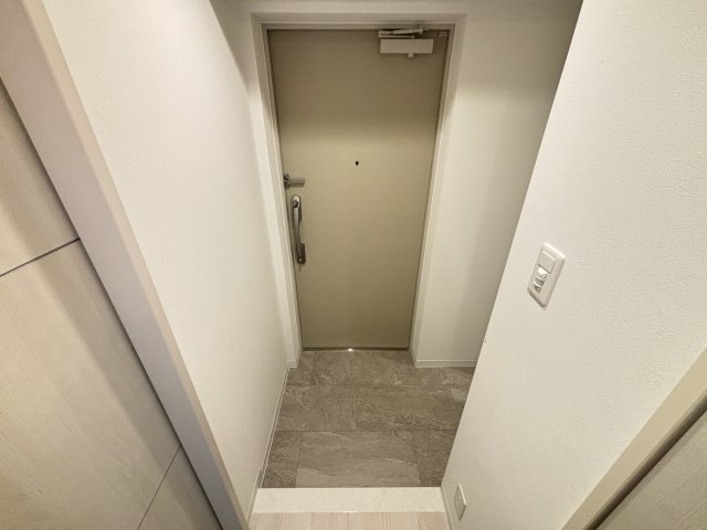 エクセルハイム東灘の玄関写真