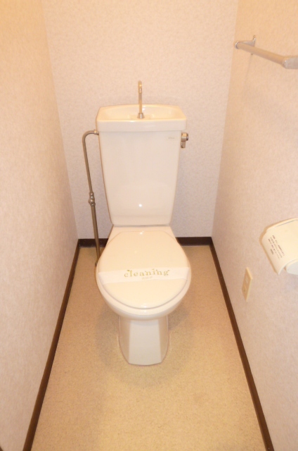 トイレ　トイレもきれいです