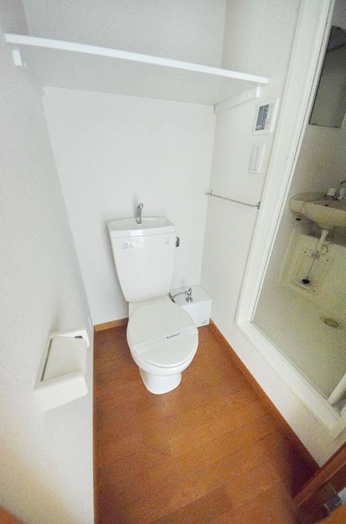 トイレ　トイレ