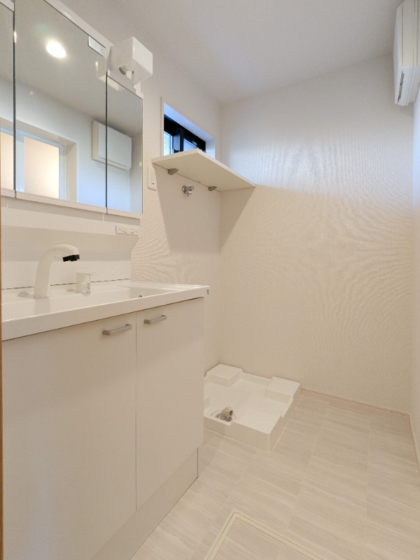 洗面設備　図面と現状に相違がある場合には現状を優先