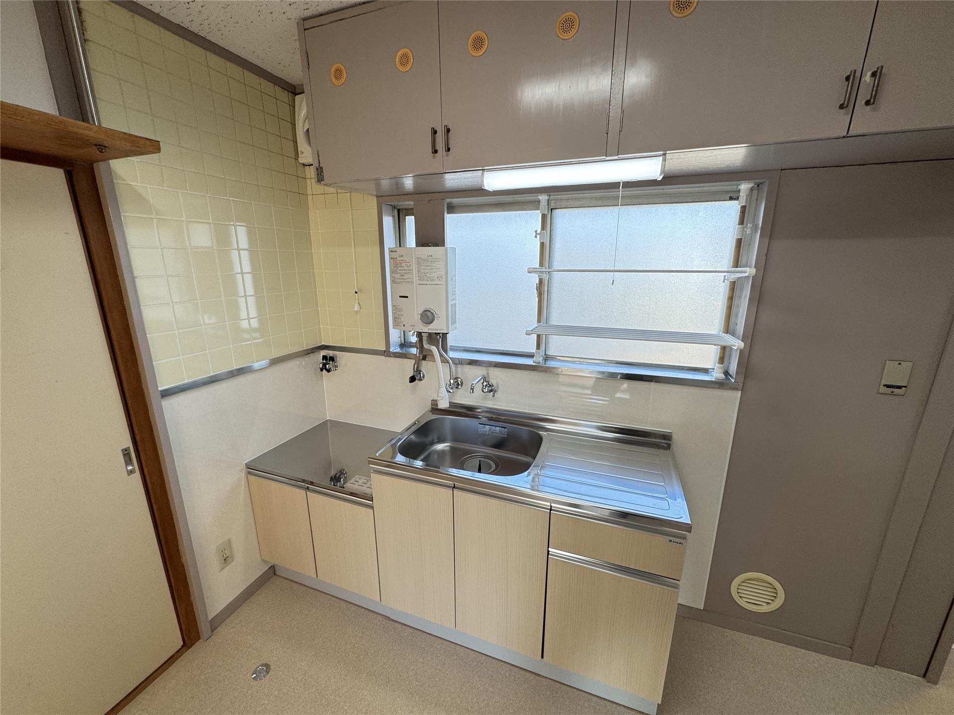 キッチン　流し台（新品）入れ替え済♪