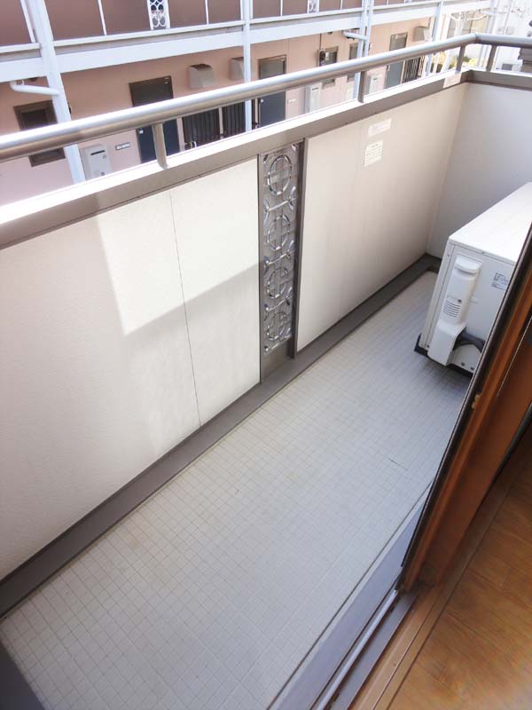 バルコニー　南に面したバルコニー！