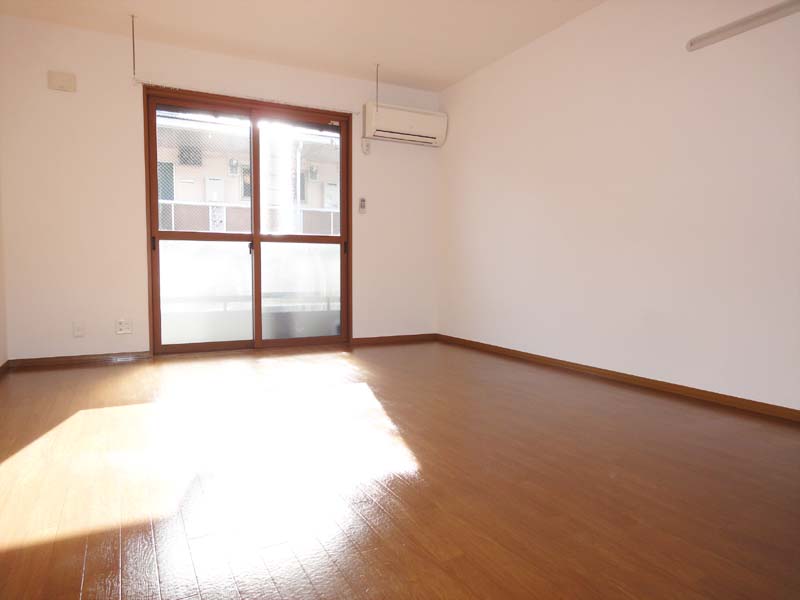 居室・リビング　ひろびろ洋室10.1帖！