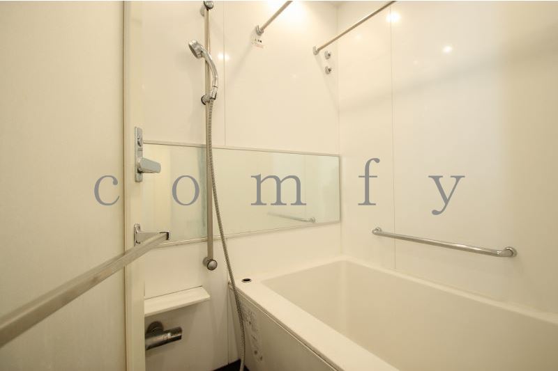 バス・シャワールーム　追炊き・浴室乾燥機付きバス