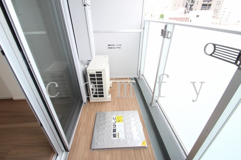 バルコニー　バルコニー