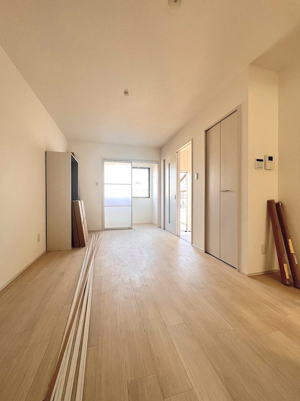 居室・リビング　お一人暮らしにおススメの広さです♪