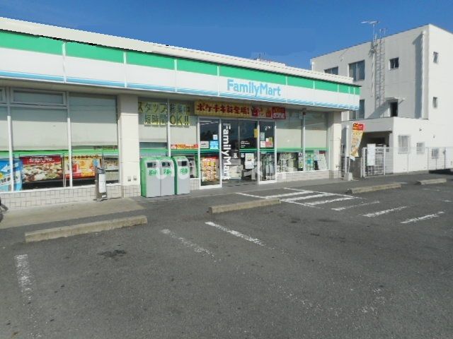 コンビニ　ファミリーマート御坊湯川町財部店（コンビニ）まで1224m