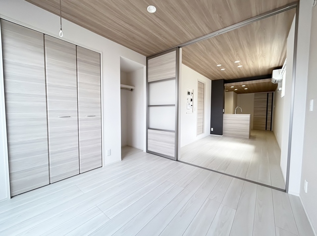 居室・リビング　２０２号室の御写真です。