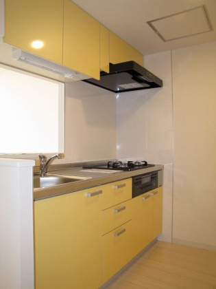 キッチン　人気の対面システムキッチンタイプです！