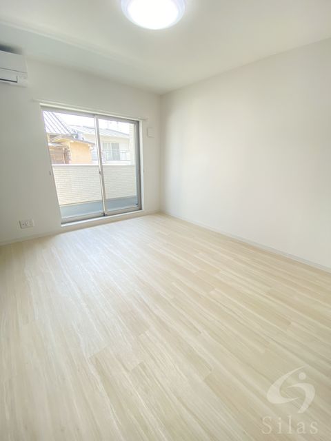 居室・リビング　同仕様画像