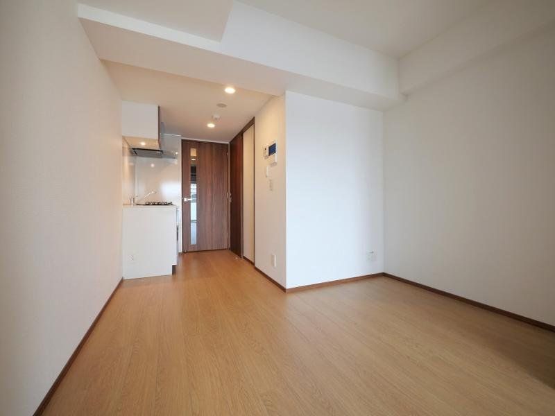 居室・リビング　室内