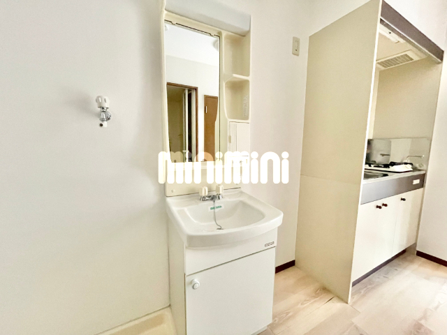 洗面設備　お問い合わせはミニミニ徳重店へ。